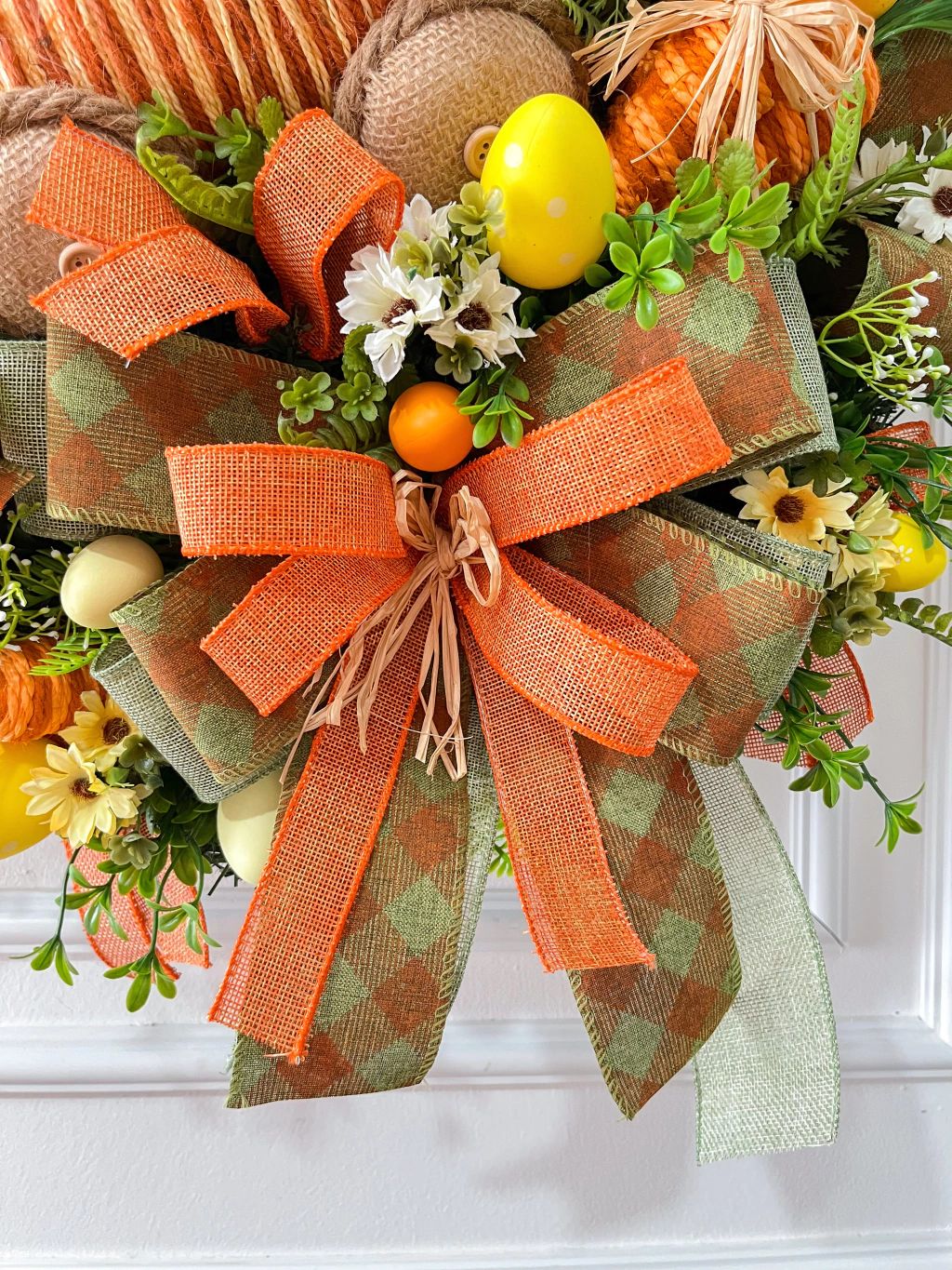 Guirlanda de Páscoa c/ coelho na cenoura - 60cm