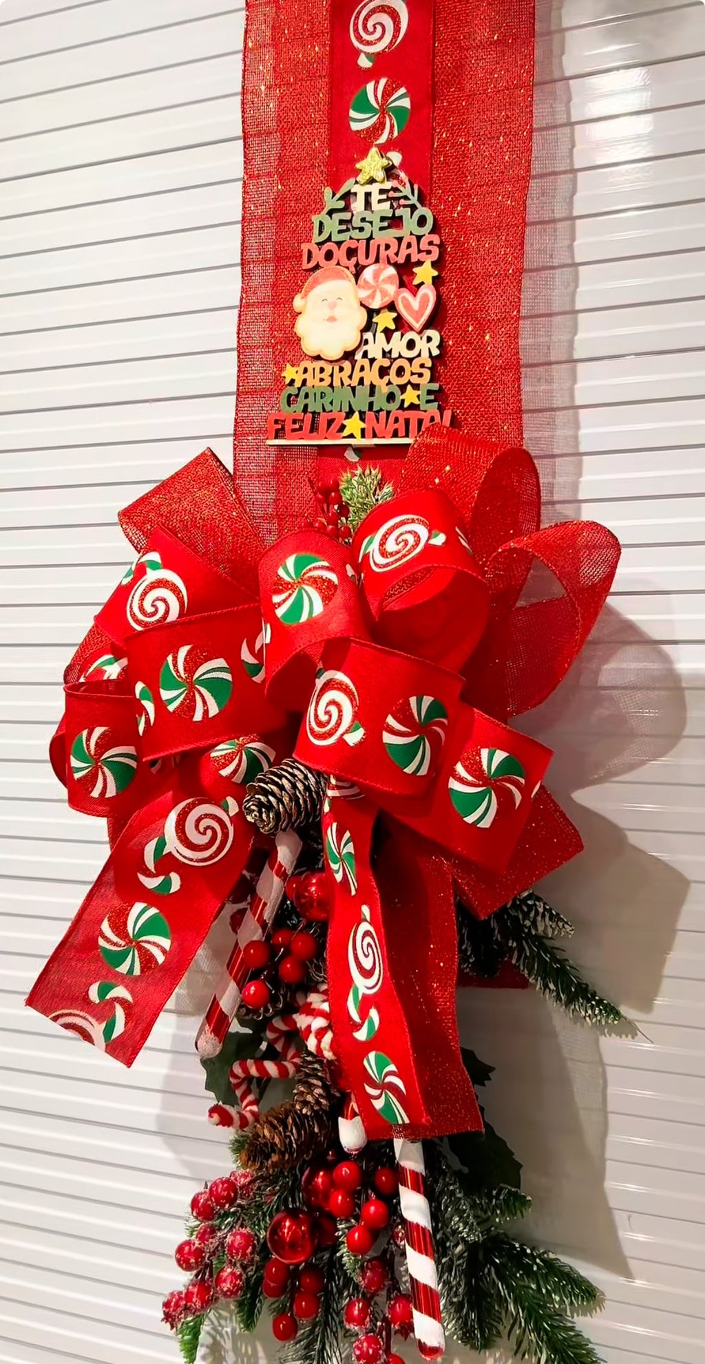 Escapulário Natalino Vermelho com Balas