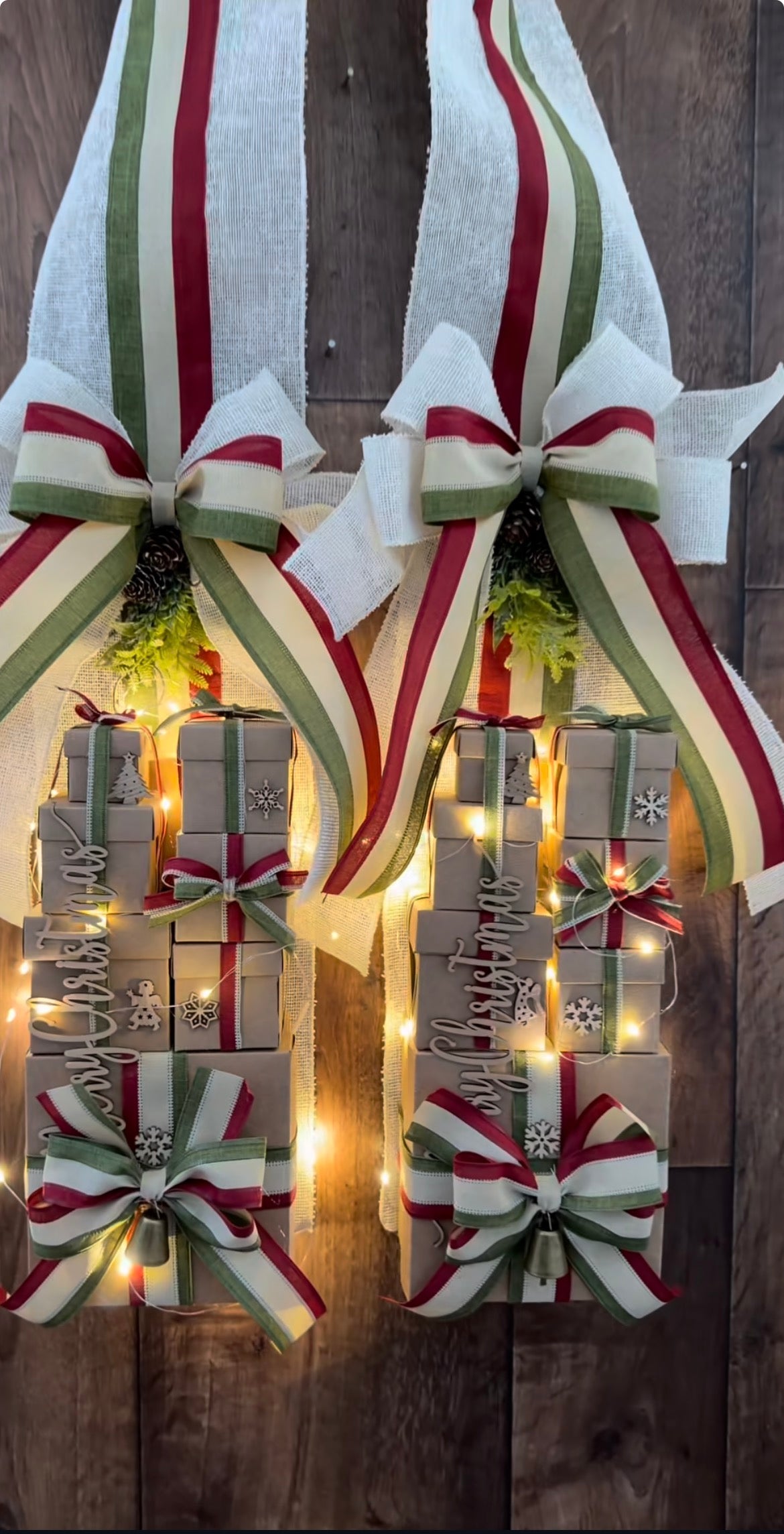 Escapulário Iluminado Merry Christmas com Presentes LED