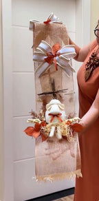 Enfeite de Porta Páscoa com Ovelha - Painel em Juta com Flores Secas e Laço